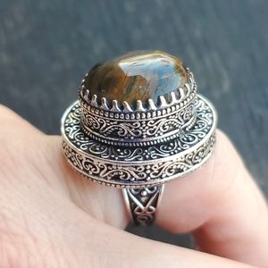 New Tiger Eye Antique Design 925 Silver Statement Ring.